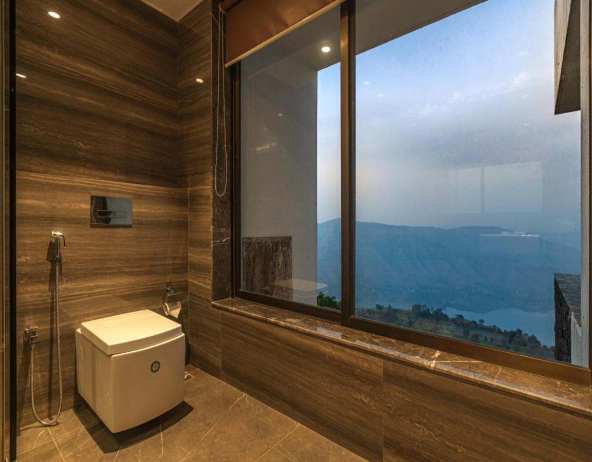 Saffronstays Aurelia, Panchgani - Balinese Villa With Breathtaking Valley Views Exterior foto